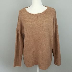 Debut - Cozy Criss Cross Sweater
